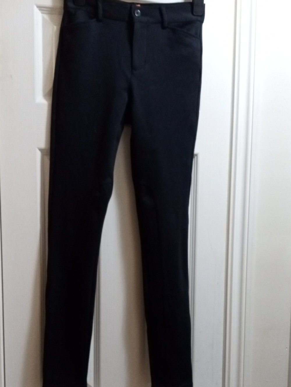 $5>>>>Joe Fresh Black Slim Chinos
